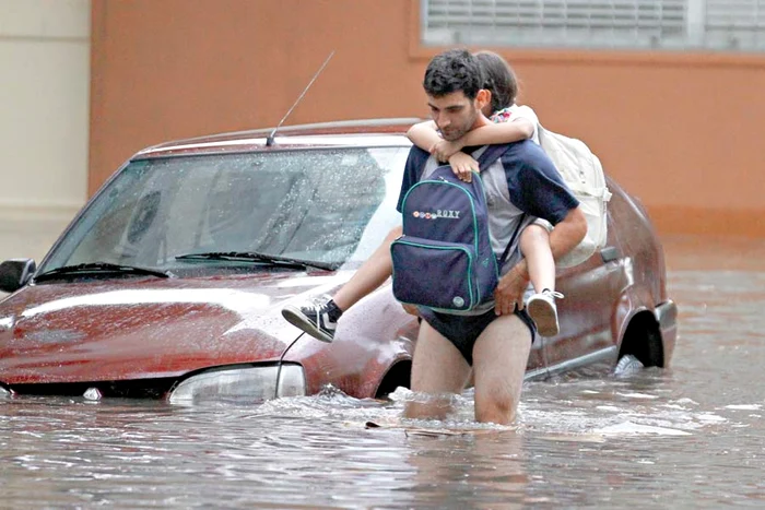 Inundaţii Argentina (Fotografii: Reuters, Afp)