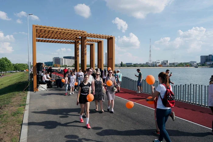 Bucureștenii au luat cu asalt faleza de la Lacul Morii