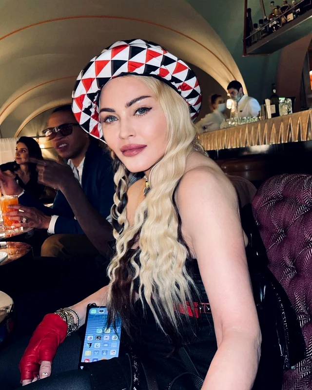 2 madonna 16 jpg jpeg