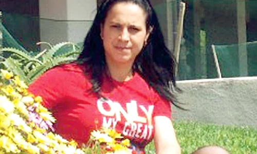Larisa Gurgu a fost inmormantata (FOTOGRAFII: CORINA MACAVEI)I jpeg