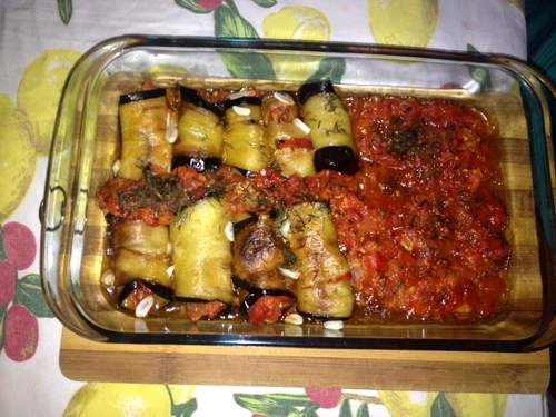 rulouri vinete umplute legume jpeg