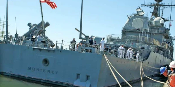 Crucişătorul USS Monterey este cel mai modern sistem de luptă al Marinei americane  