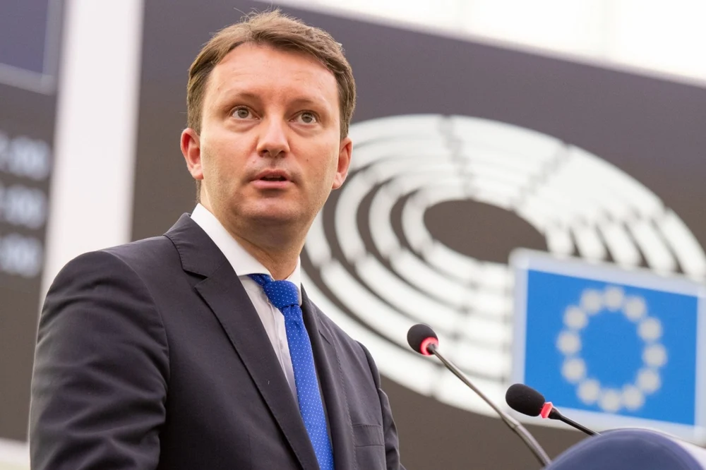 Rusia joacă ultima carte în Republica Moldova şi vrea să detoneze alegerile, avertizează Siegfried Mureşan