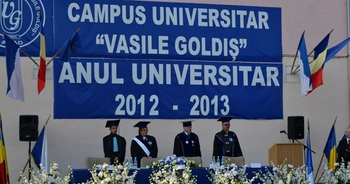 Cele mai multe posturi sunt scoase de Universitatea de Vest „Vasile Goldiş” FOTO arhivă Adevarul