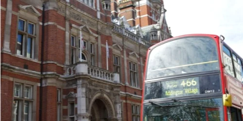 liceu cambridge marea britanie