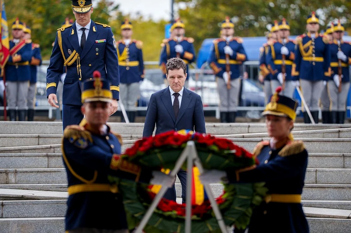 Nicușor Dan la ceremonia de comemorare a victimelor Holocaustului. FOTO: Facebook