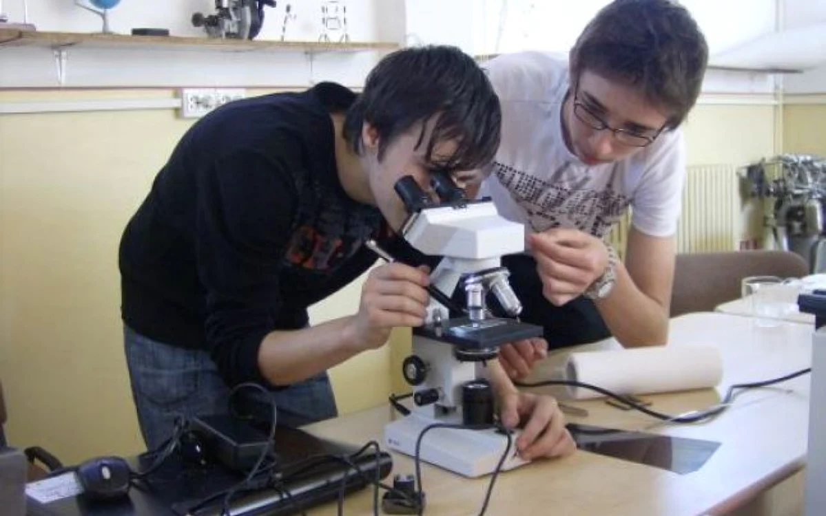 experiment fizica