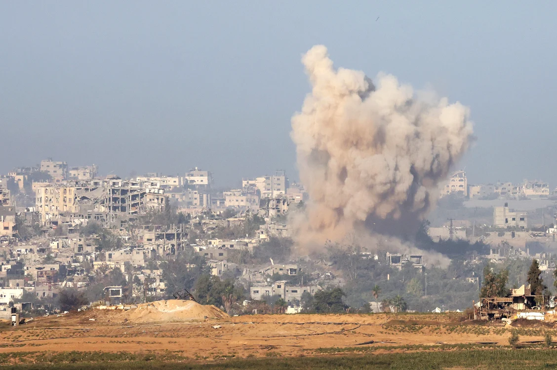 Bombardamente israeliene asupra nordului Fâșiei Gaza FOTO arhivă EPA-EFE
