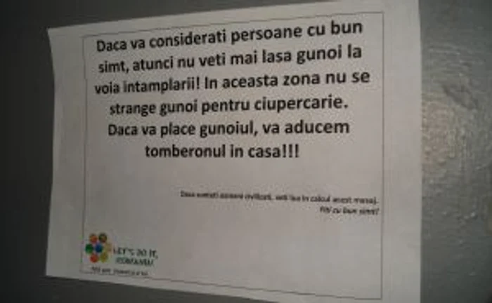 Multe dintre afişele concepute de ieşeni au mai degrabă caracter de pamflet