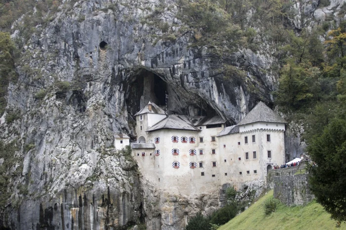 Castelul Predjama din Slovenia. Foto: Profimedia Images