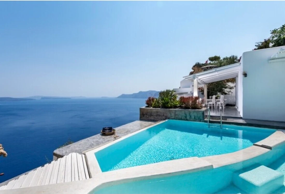 Vârciu, Anda și nașii lor se relaxează într-un resort de lux din Santorini Foto: Instagram 