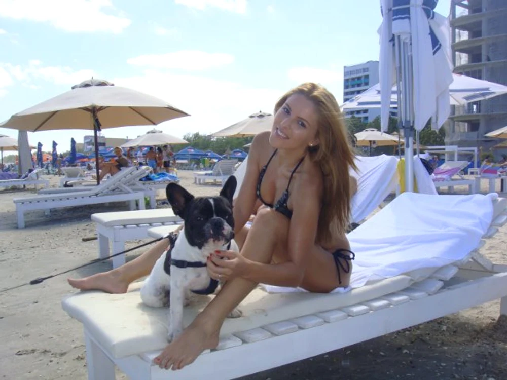 
    Denisa Nechifor  