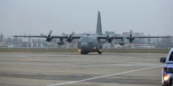  aeronavă C-130 Hercules foto Valentin Ciobîrcă MApN