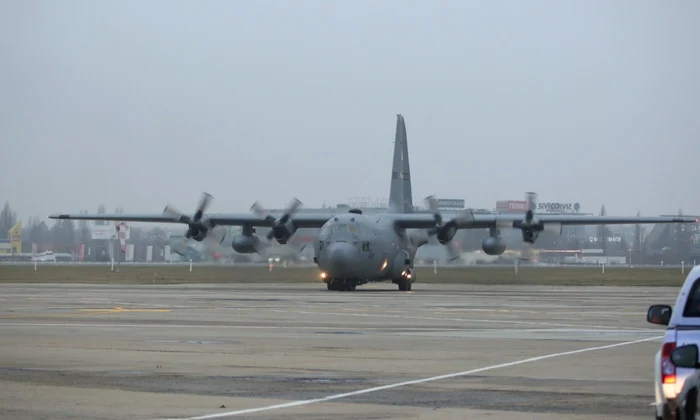 aeronavă C-130 Hercules foto Valentin Ciobîrcă MApN