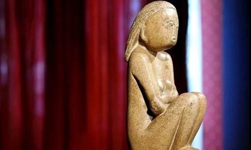 "Cuminţenia pământului", o sculptură cu o istorie încărcată jpeg