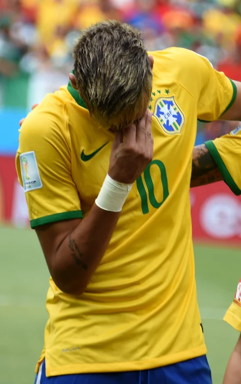 
    Vedeta brazilienilor nu şi-a mai putut stăpâni lacrimile  