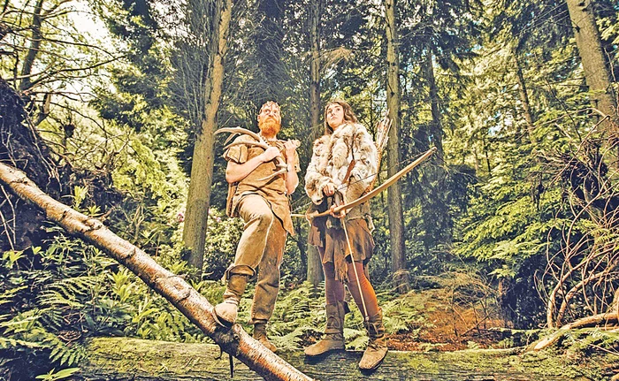 Dan şi Naomi sunt gata să vâneze căprioare şi iepuri pentru a supravieţuit în sălbăticieFoto: profimedia