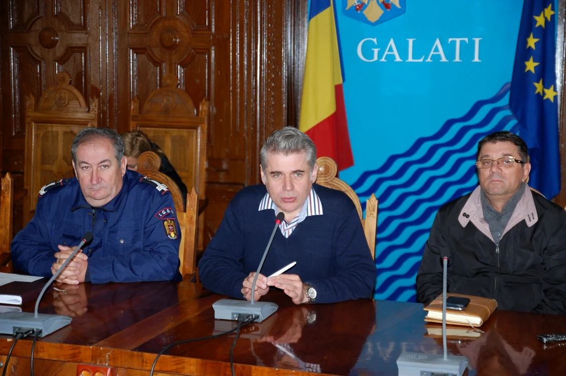 Prefectul ar putea ajunge după gratii pentru 29 de zile. Foto: Bogdan Nistor