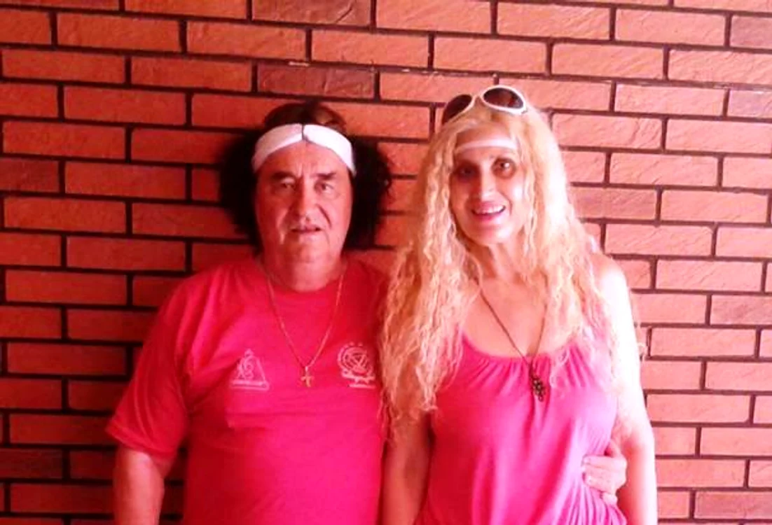 
    Dorina și Marian Nistor, în ținute asortatefoto: arhivă personală  