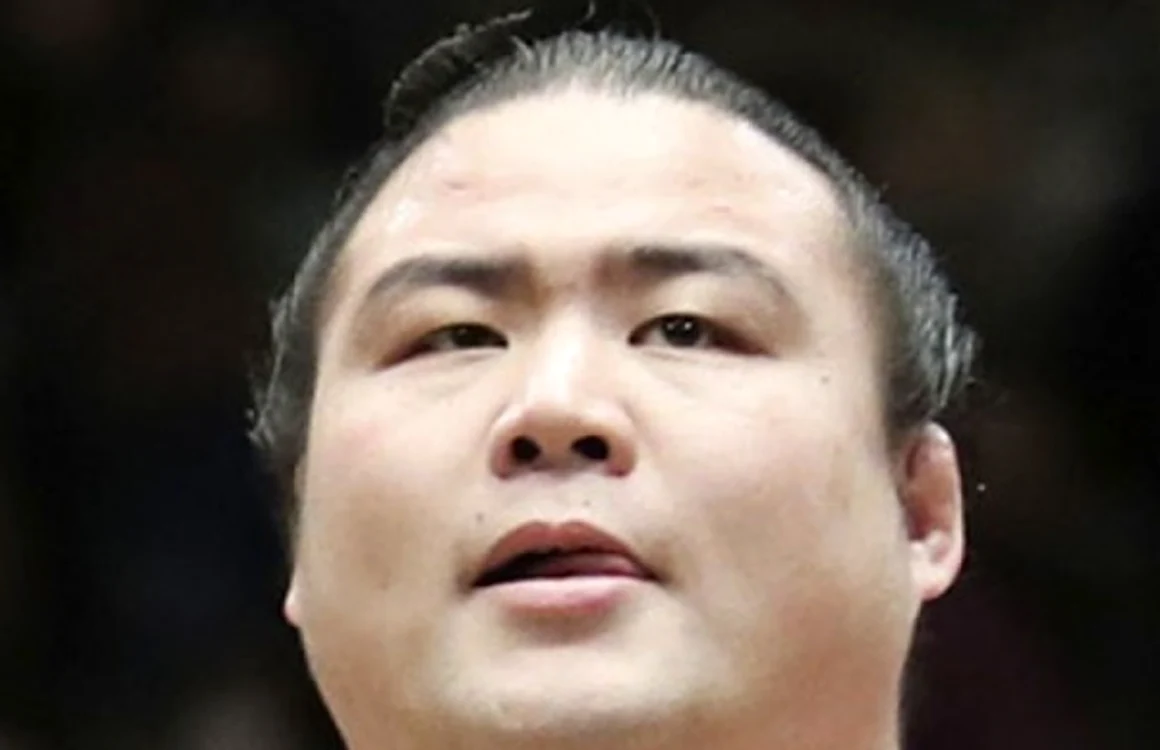 Kiyotaka Suetake îşi începuse cariera la profesionişti din 2007