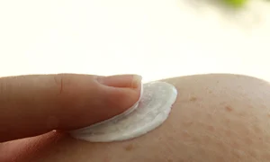 1 cea mai eficienta crema de maini pe care o ai in casa costa sub 2 lei vlbx jpg jpeg