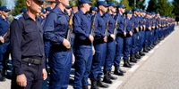 depunere juramant de credinta la scoala militara de subofiteri jandarmi dragasani foto FB scoala de subofiteri dragasani jpg