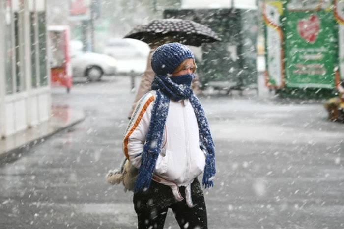 
    Prognoza meteo pentru următoarele două zile anunță precipitații și vânt în toată țarafoto: Click!  