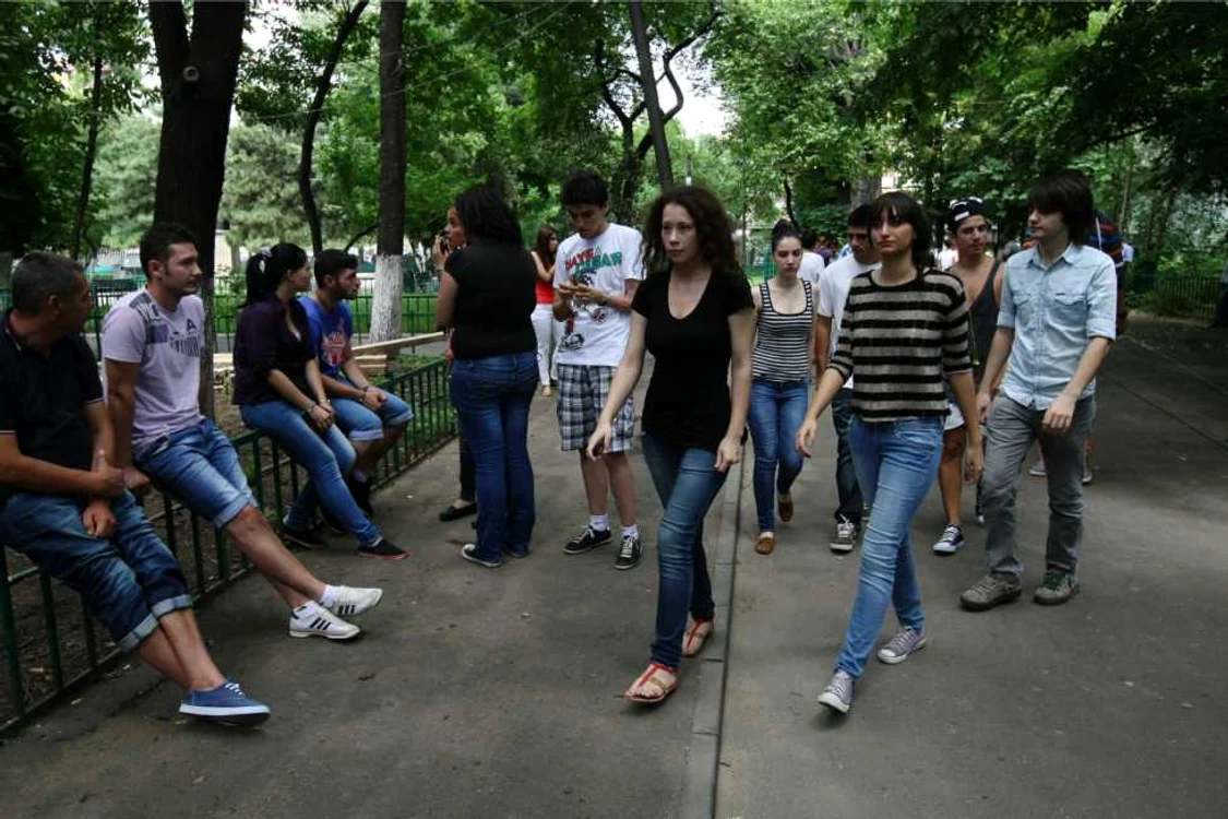 Trei elevi sunt aşteptaţi marţi la audieri în cazul fraudării examenului de bacalaureat FOTO Adevărul
