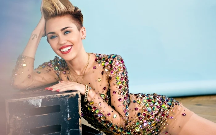 Miley Cyrus (23 de ani)foto: Arhiva Personală
