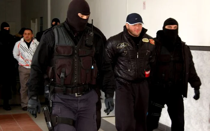 Interlopii se află în spatele gratiilor de la începutul anului 2009