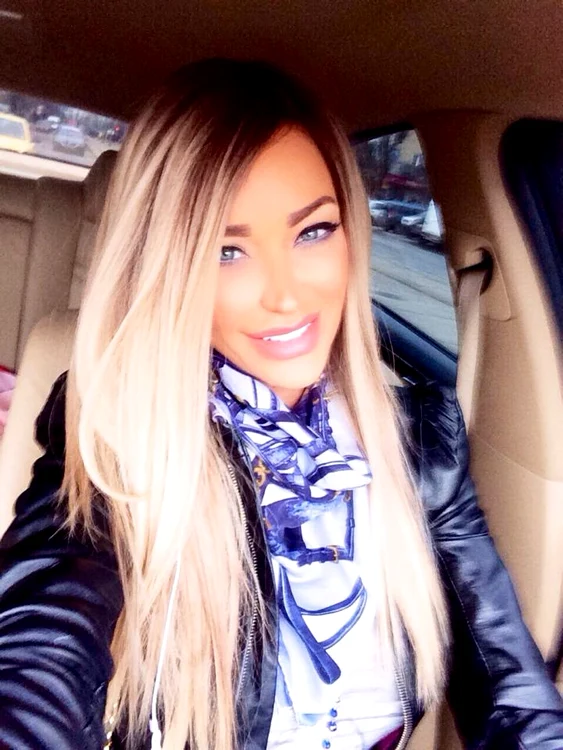 
    Mic dejun Bianca Drăguşanu  