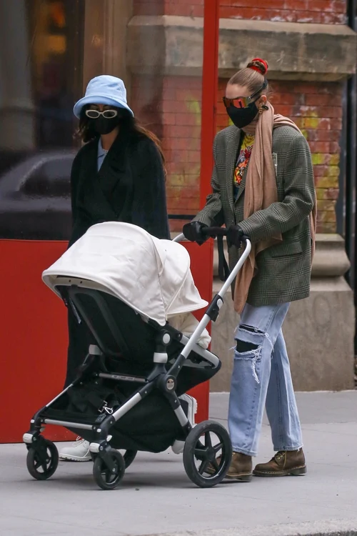 Gigi nu a dezvăluit încă numele bebeluşei