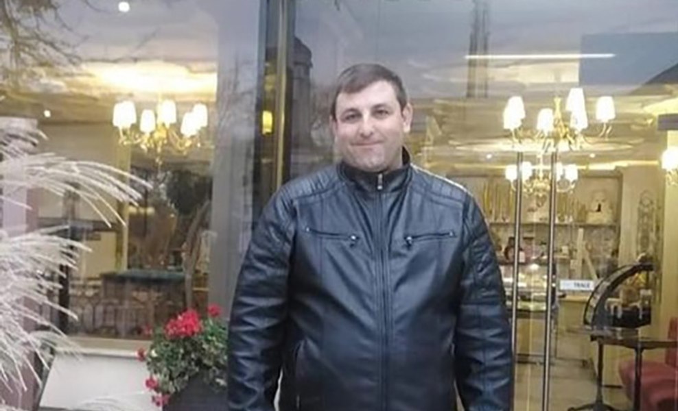 Profesor din Vaslui, ironizat pe internet după ce a dat un anunț matrimonial. „Ceva nu e în regulă”