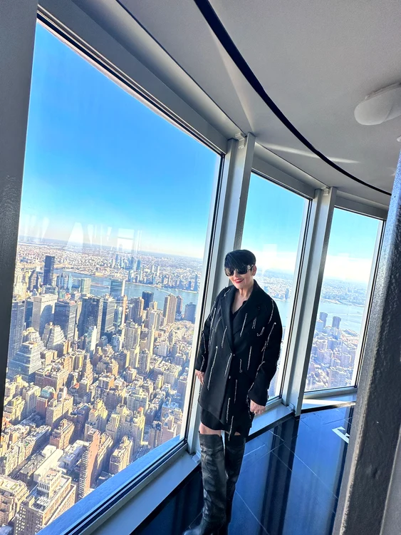 Patrizia și-a făcut multe fotografii cu vederea din celebra clădire Empire State Building