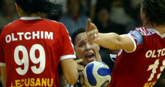 HANDBAL: Zile de foc pentru românce în Europa