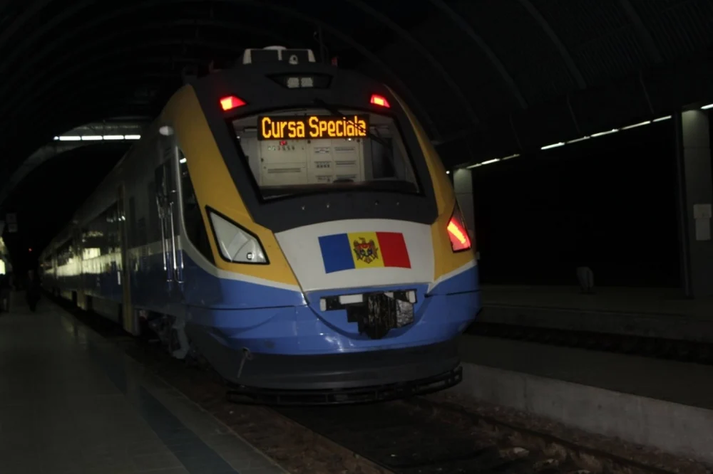 Autoritățile moldovene anunță suplimentarea curselor trenului Chișinău–Iași de sărbători