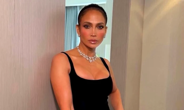 J LO (3) jfif