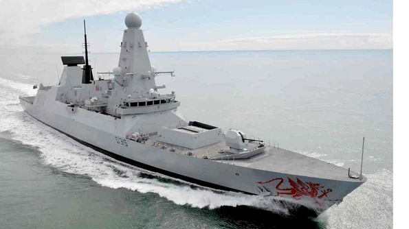 Rusia se laudă că a utilizat marina militară şi forţele aeriene pentru a îndepărta un distrugător britanic din apropierea Crimeii jpeg