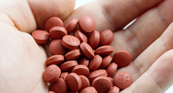 
    Ibuprofenul ar putea ajuta în tratamentul bolnavilor de Covid-19  