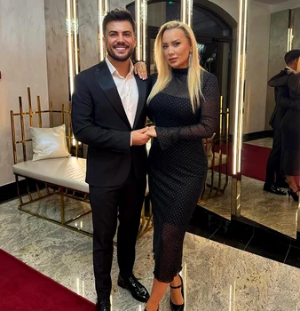 Simona Trașcă și Marian Buzilă fac Sărbătorile la Baia Mare foto: Instagram 