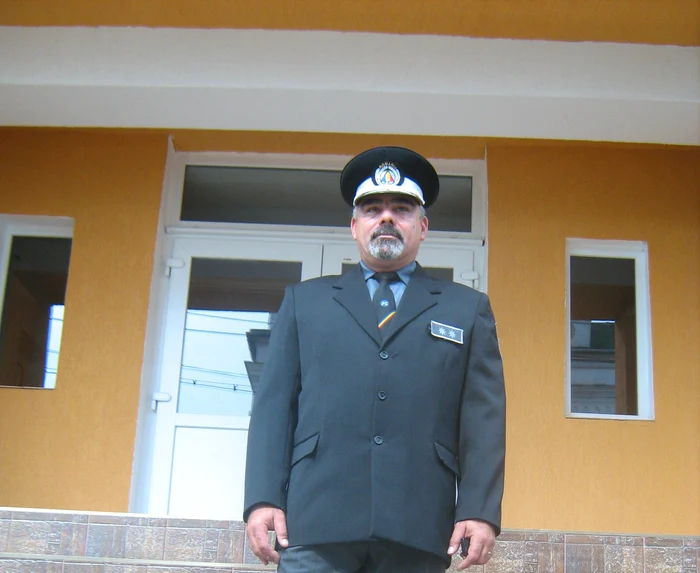Turnu Severin: Gheorghe Sfințescu se ghidează în viață după regulile cazone
