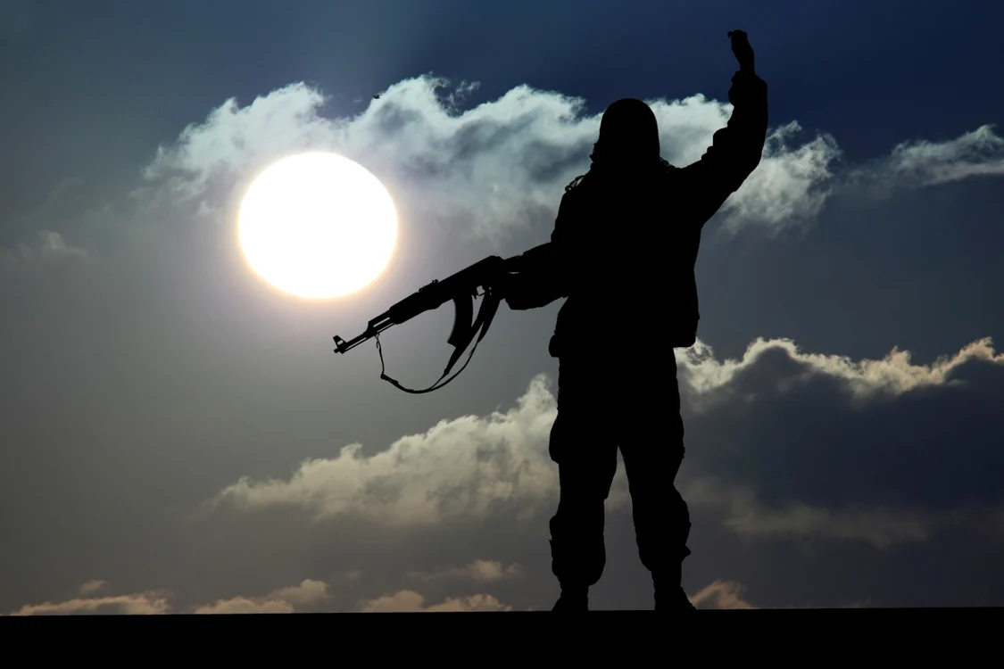 militar orientul mijlociu arma apus