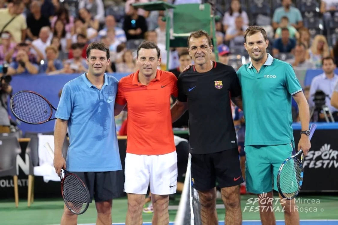
    Cristi Chivu, înaintea meciului demonstrativ de tenis de la ClujFoto: Mircea Roșca   
