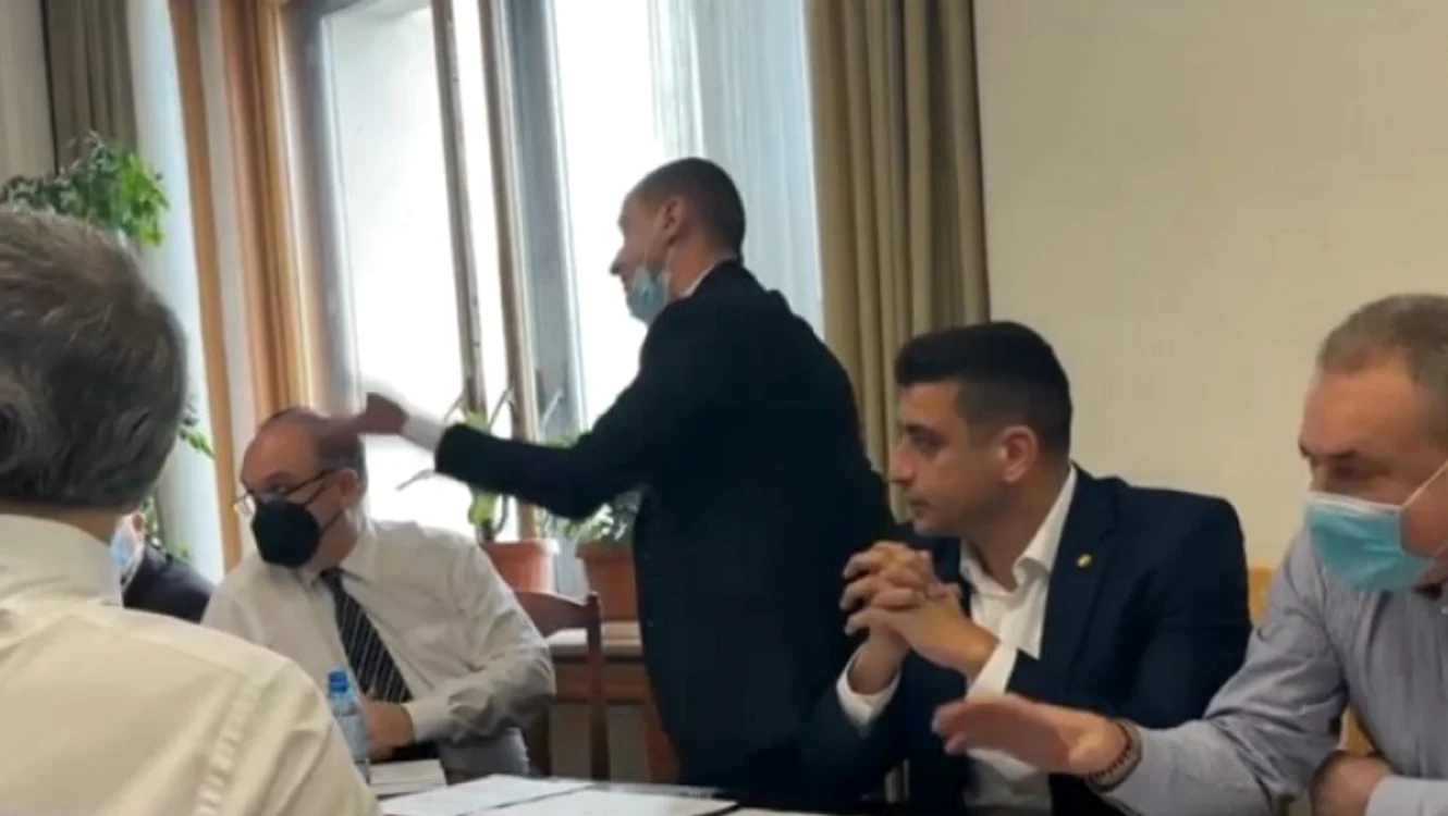 Alfred Simonis și Ciprian Titi Stoica, implicați într-un nou scandal în Parlament
