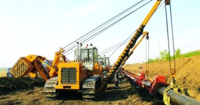 Craiova: Preşedintele C.J Dolj vrea să ajute comunitatea cu bani de la firme