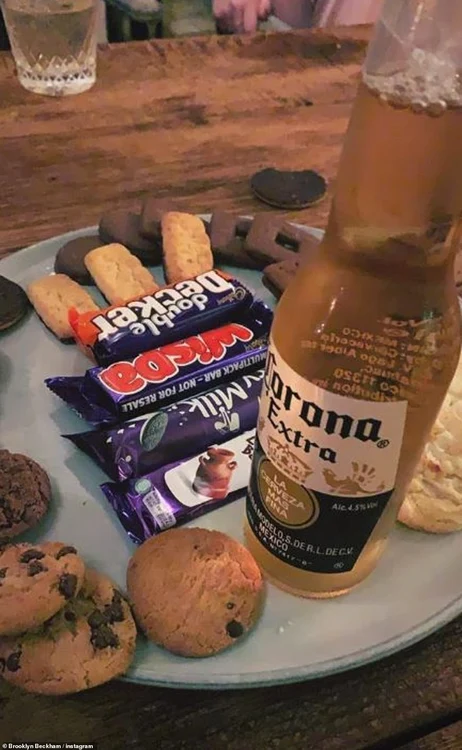 Brooklyn s-a răsfăţat cu un platou plin cu dulciuri