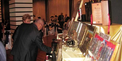 A cincea ediţie a balului de caritate va avea loc vineri seară