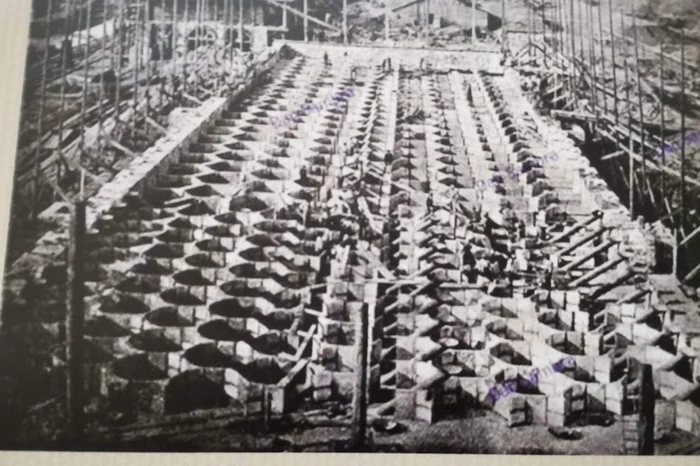 Celulele silozului de cereale FOTO: Arhivă, Adevărul