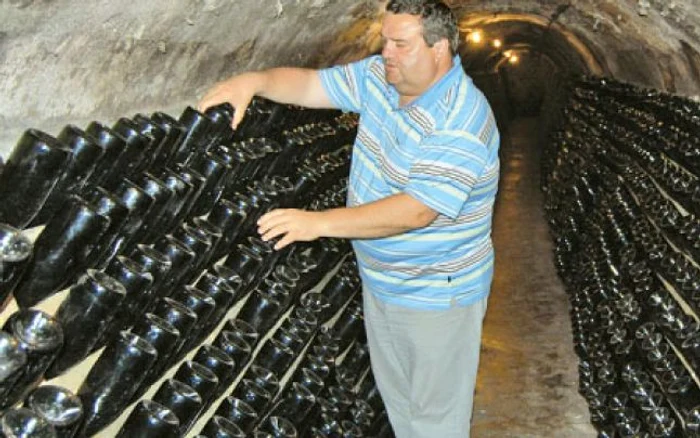 Superofertă: Merlot şi Riesling la doi lei sticla