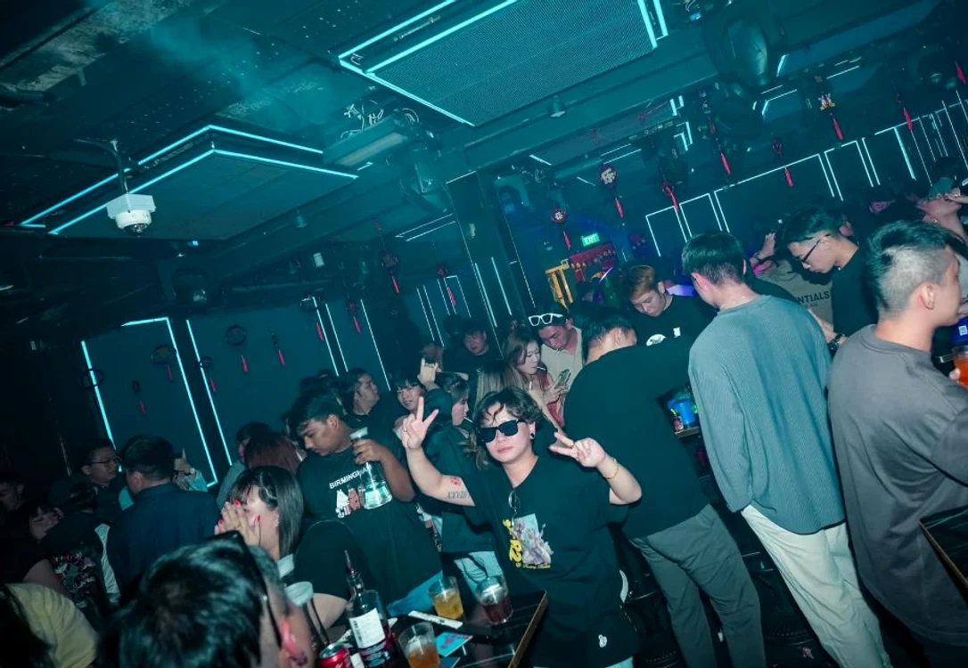  Club Rich Singapore. FOTO Facebook Club Rich Singapore